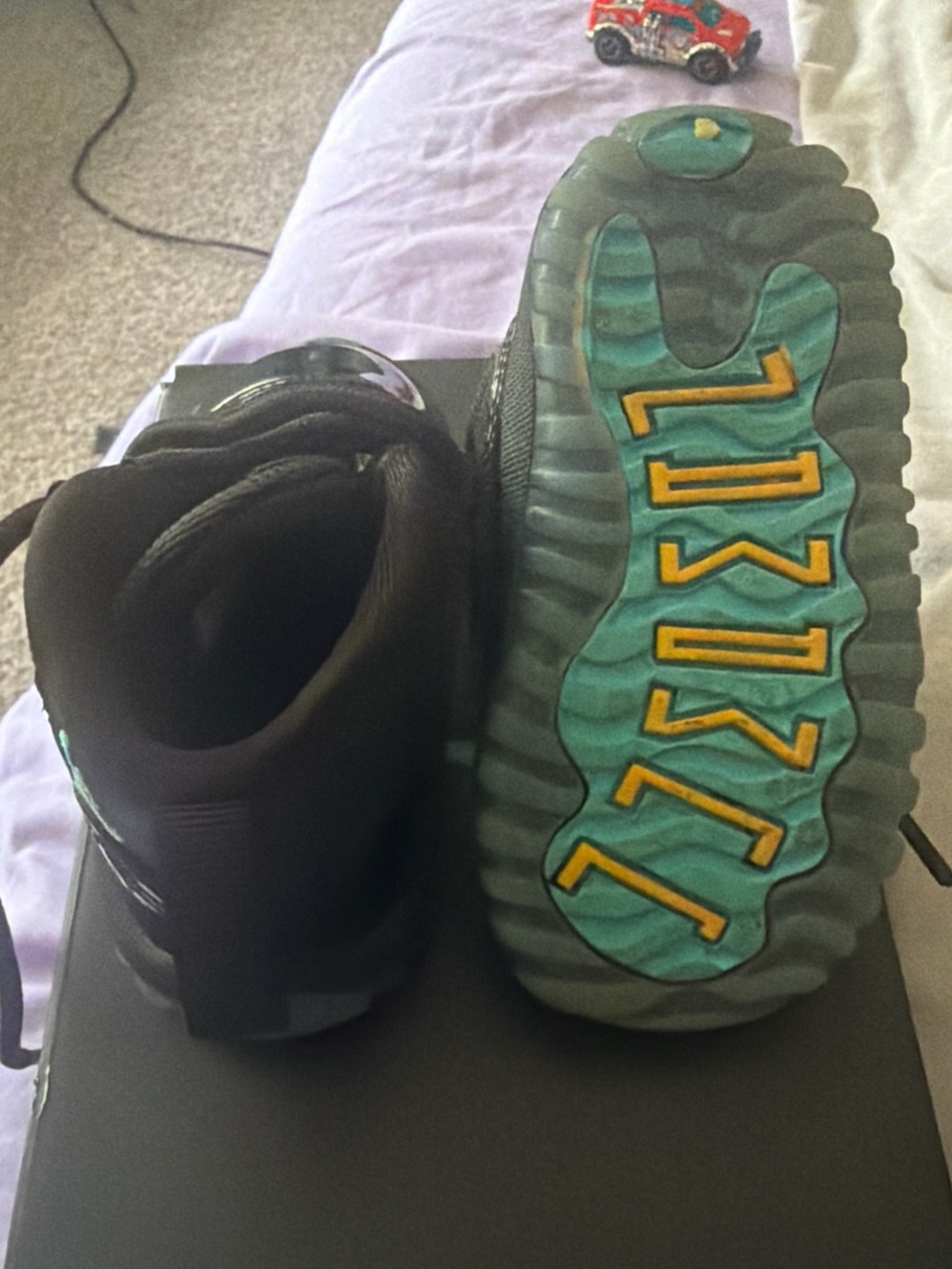 Jordan 11 retro(Toddler) - Picture 4 of 5